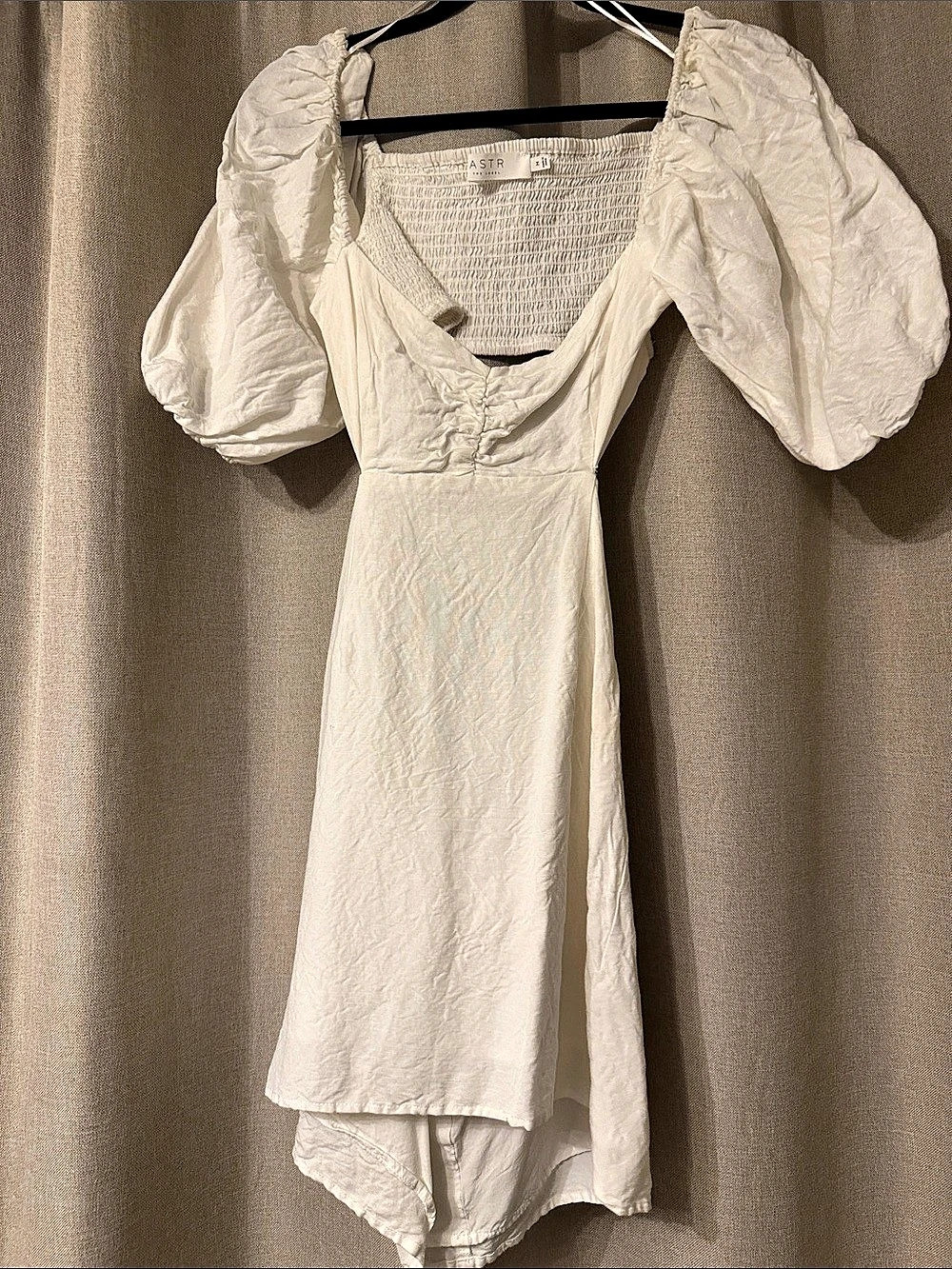 ASTR the Label Kathaleya Puff Sleeve Midi Dress White